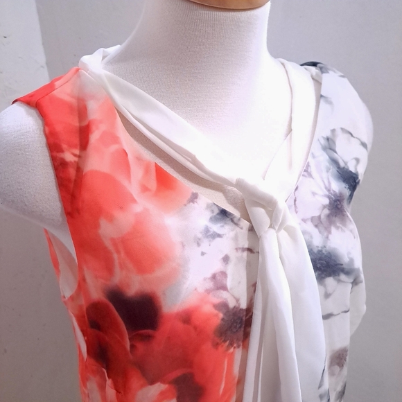 Cleo | Women's Sleeveless Top - Red and White Floral with tie - Picture 2 of 9